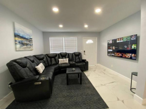 Mazor Luxury Three Bedrooms Vacation Home